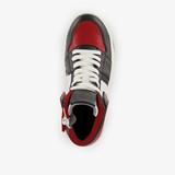 Hoge leren jongens sneakers rood zwart