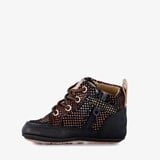 Leren babyschoenen met stippen en hartjes