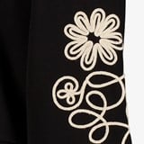 Dames sweater zwart met geborduurde bloemen