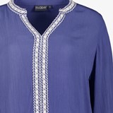 Dames blouse met borduursels blauw