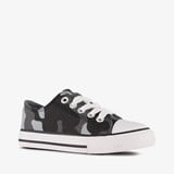 Jongens gympen met camouflageprint zwart grijs