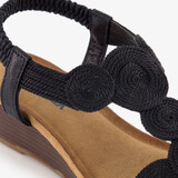 Dames sandalen met sleehak zwart