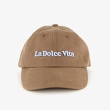 Dames pet bruin met tekst