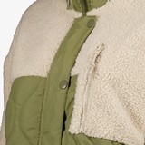 Dames jas met teddy details