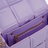 Lila dames tas met gewoven buitenkant