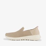 Slip-ins: Go Walk sneakers beige