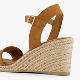 Dames espadrilles met sleehak cognac