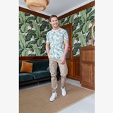 Heren T-shirt met bladeren print zand