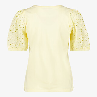 TwoDay dames T-shirt met broderie mouwen botergeel