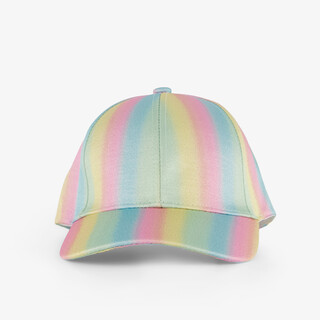 Meisjes pet met regenboogkleuren