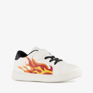 Blue Box jongens sneakers met vlam wit