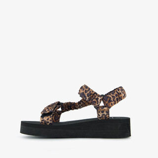 Dames sandalen met plateauzool en panterprint