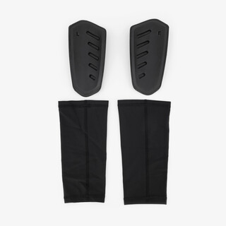 Puma Ultra Light Sleeve scheenbeschermers zwart