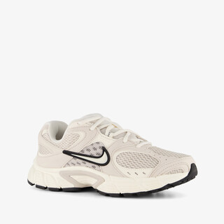 Nike V5 RNR dames sneakers wit