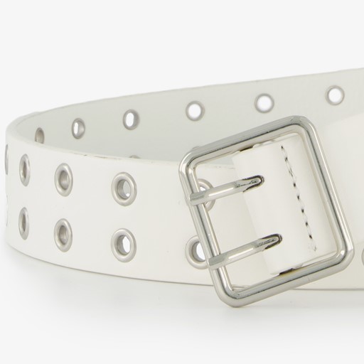 Dames riem wit met zilverkleurige ringen