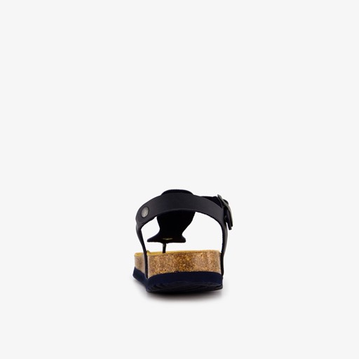 Jongens sandalen met teenbandje zwart