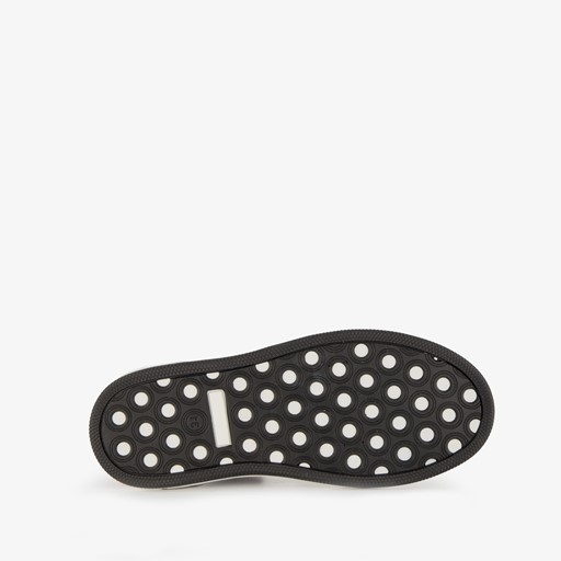 Hoge leren jongens sneakers rood zwart