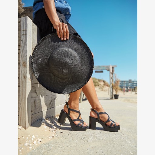 Dames sandalen met hak zwart