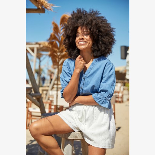 Wijde dames short wit