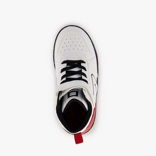Hoge jongens sneakers met rode details