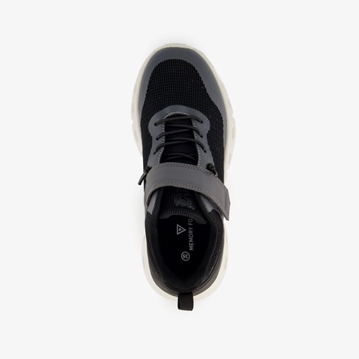 Jongens sportschoenen zwart grijs