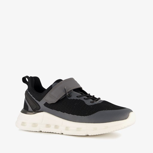 Jongens sportschoenen zwart grijs