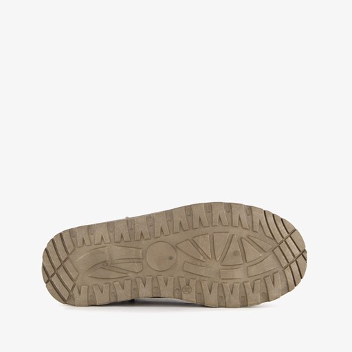 Gevoerde enkellaarsjes met platformzool