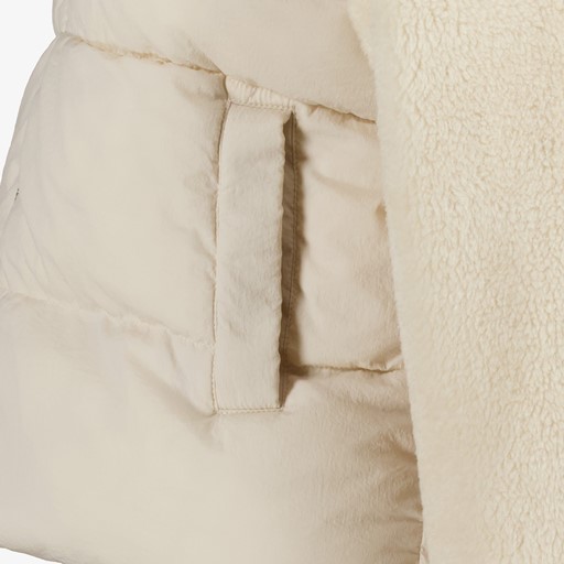 Korte dames winterjas met teddy beige