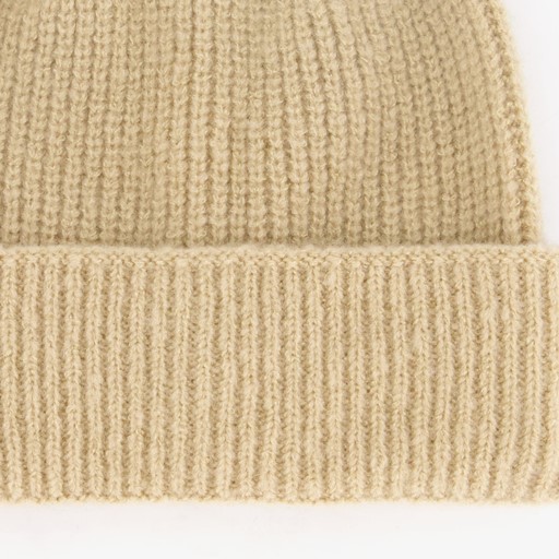 Gebreide dames muts beige
