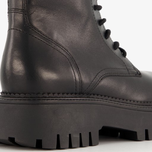 Leren veterboots met dikke zool zwart