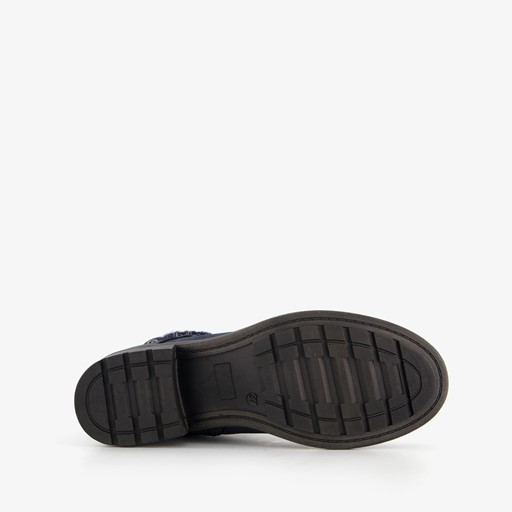 Veterboots blauw met gebreid detail