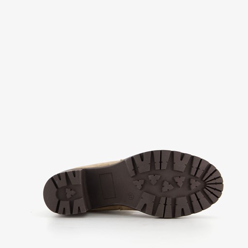 Suede dames enkellaarsjes met hak beige