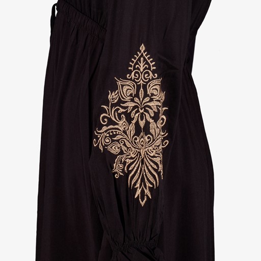 Dames jurk met geborduurde mouwen zwart