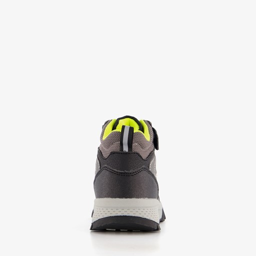 Hoge jongens wandelschoenen cat. A B