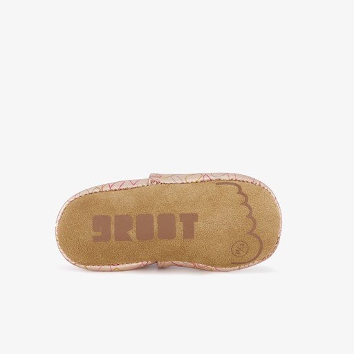 Leren babyschoenen roze met hartjes