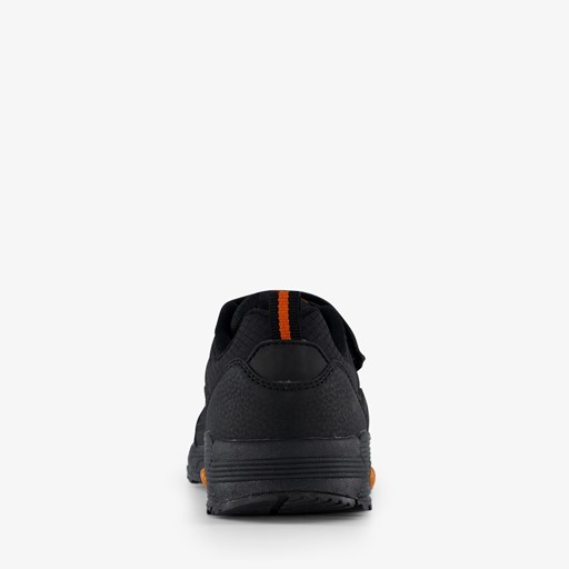 Jongens sneakers zwart met airzool