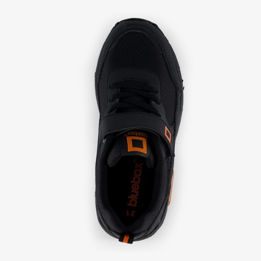 Jongens sneakers zwart met airzool
