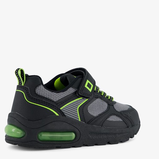 Jongens sneakers met airzool zwart