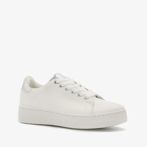 Dames sneakers met metallic detail