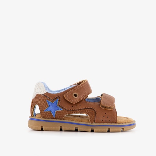 Jongens sandalen met ster bruin