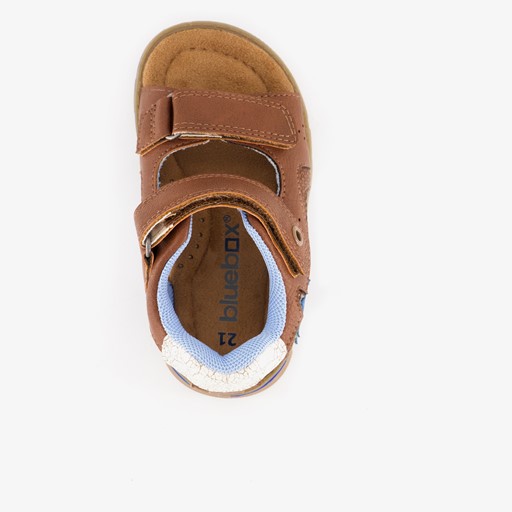 Jongens sandalen met ster bruin
