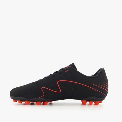 Striker MG heren voetbalschoenen zwart rood