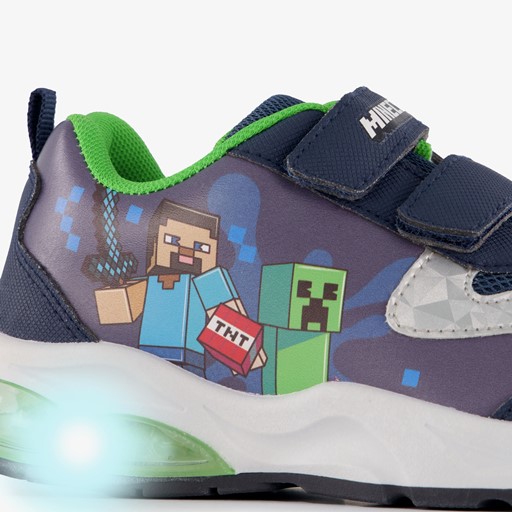 Sneakers met lichtjes blauw