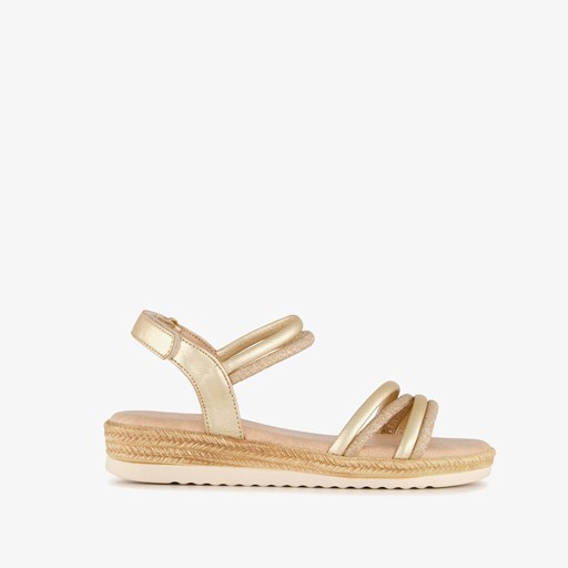 Meisjes sandalen met sleehakje goud