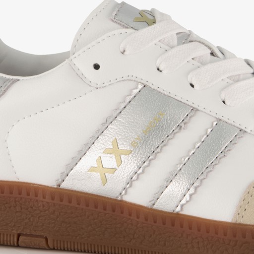 XX By metallic dames sneakers wit zilver