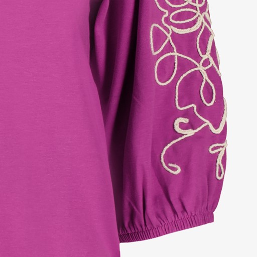Dames top met geborduude mouwen paars