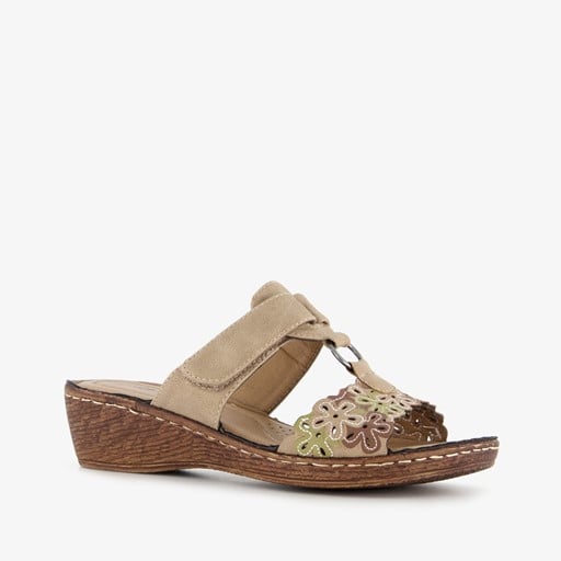 Dames slippers met sleehak taupe