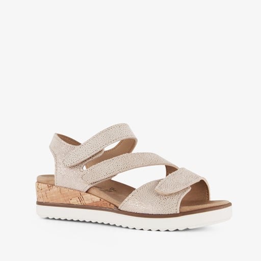 Leren sandalen met lage sleehak