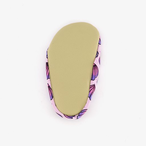 Kinder schoenen paars met schelpen