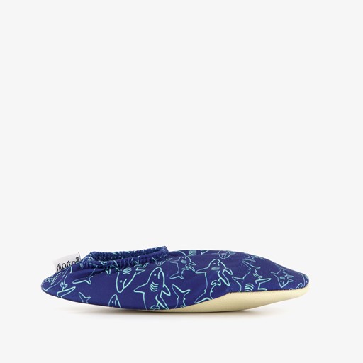 Kinder schoenen blauw met haaien
